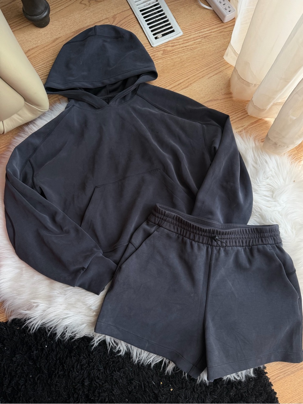 Lululemon SOFTSTREME set